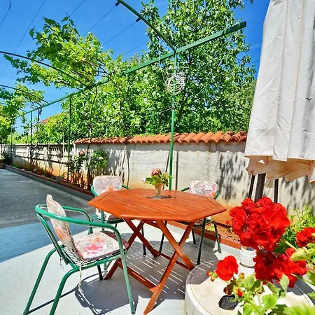 Ante Apartman