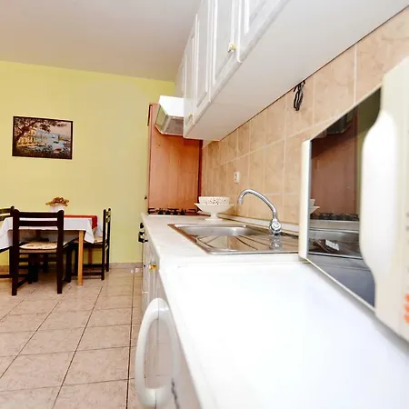 Apartman Ante *