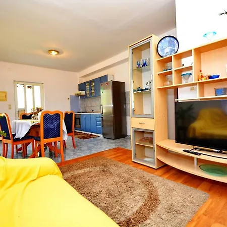 Apartman Ante *