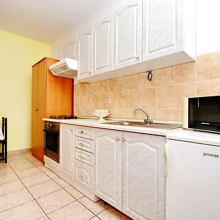 Ante Apartman *