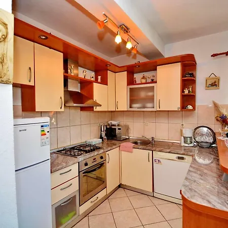 Apartman Ante