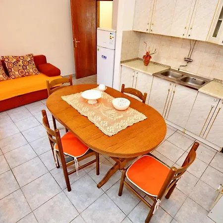 Ante Apartman