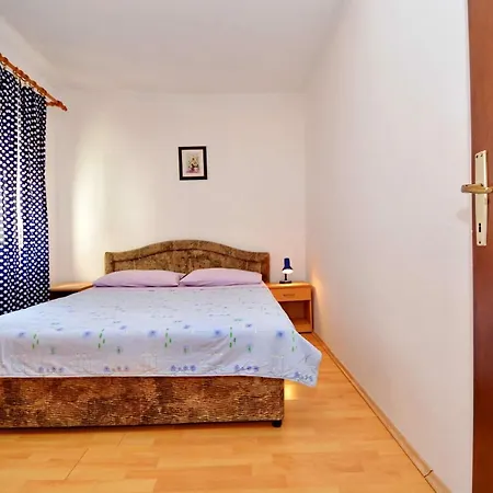 Ante Apartman *