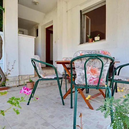 Ante Apartman