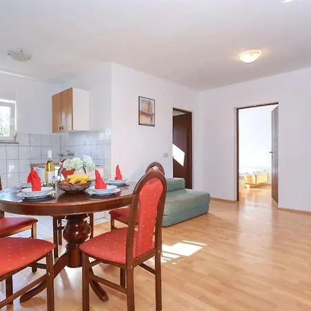 Ante Apartment