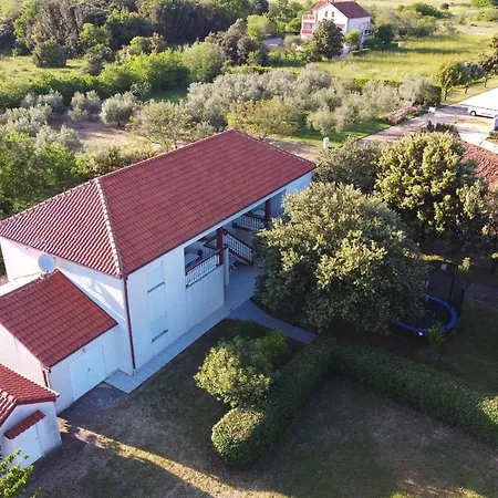 Ante Apartment